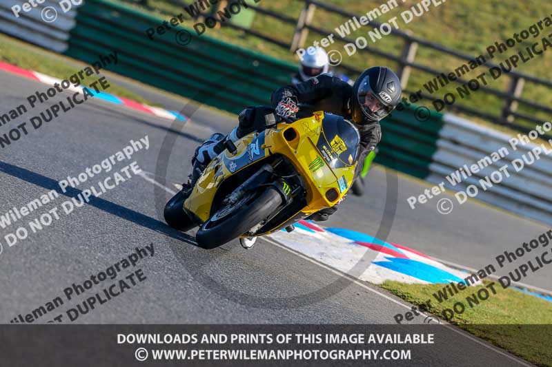 PJM Wedding Photography;enduro digital images;event digital images;eventdigitalimages;mallory park;mallory park photographs;mallory park trackday;mallory park trackday photographs;no limits trackdays;peter wileman photography;racing digital images;trackday digital images;trackday photos